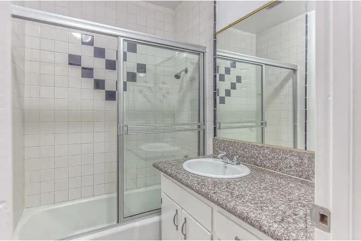 $1150 : Apartamento en alquiler image 5