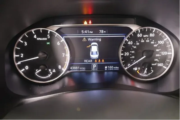 $22735 : Nissan Altima 2024 2.5 SR 4d image 4