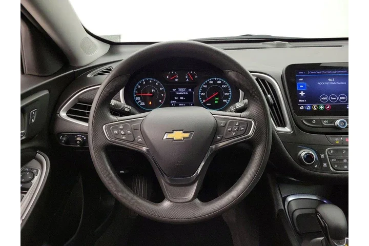 $20998 : Chevrolet Malibu 2024 LT 4dr image 10
