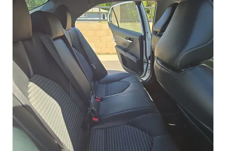 $28995 : Toyota Camry 2022 SE 4dr Sed image 10