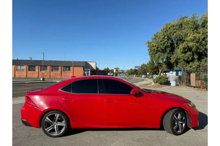 $22450 : 2017 IS 200t image 4