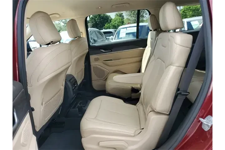 $26990 : Jeep Grand Cherokee L 2022 4 image 8