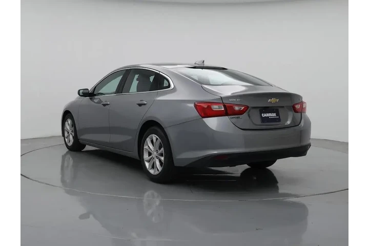 $16998 : Chevrolet Malibu 2023 LT 4dr image 2
