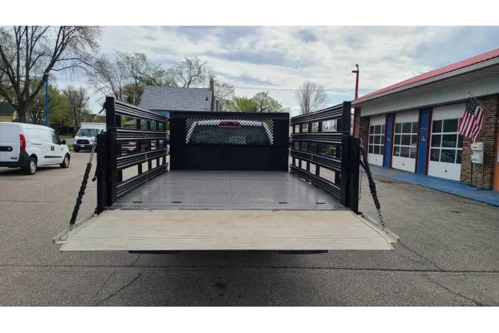 $22990 : 2016 Silverado 3500HD CC Work image 10