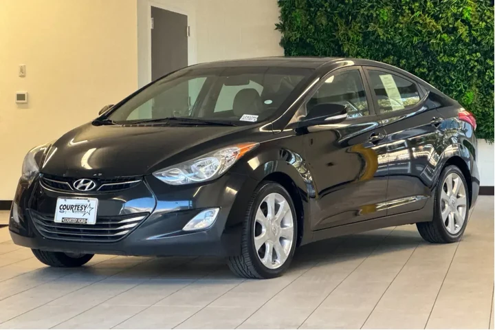 $8952 : Hyundai ELANTRA 2012 Limited image 8