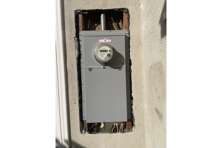 Servicios Electricos image 5