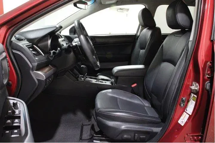 $22683 : Subaru Outback 2019 AWD 2.5i image 3