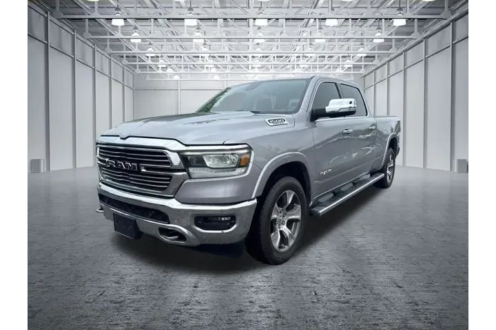 $39995 : Ram 1500 2020 4x4 Laramie 4d image 3