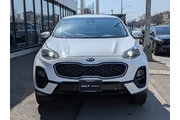 $18695 : Kia Sportage 2022 AWD LX 4dr thumbnail