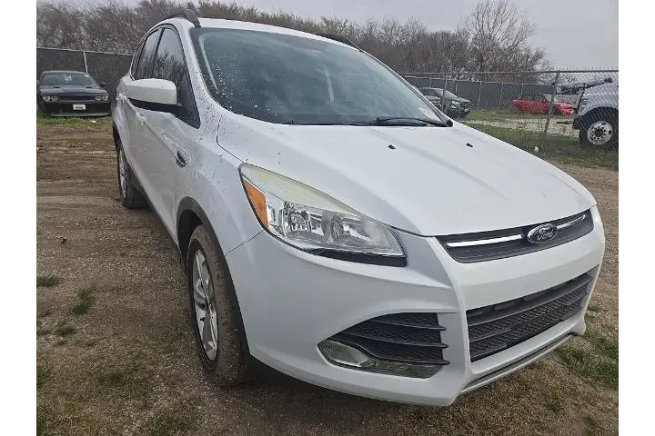 $10205 : Ford Escape 2016 SE 4dr SUV image 4