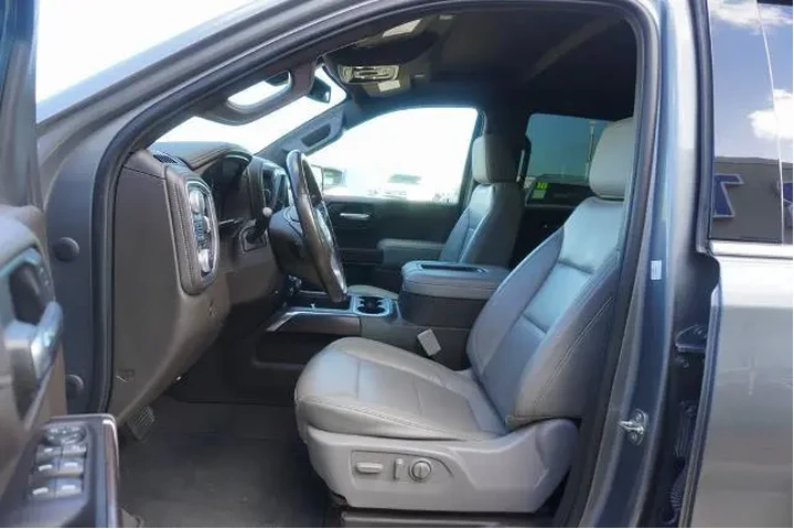 $37988 : GMC Sierra 1500 2020 4x4 SLT image 7