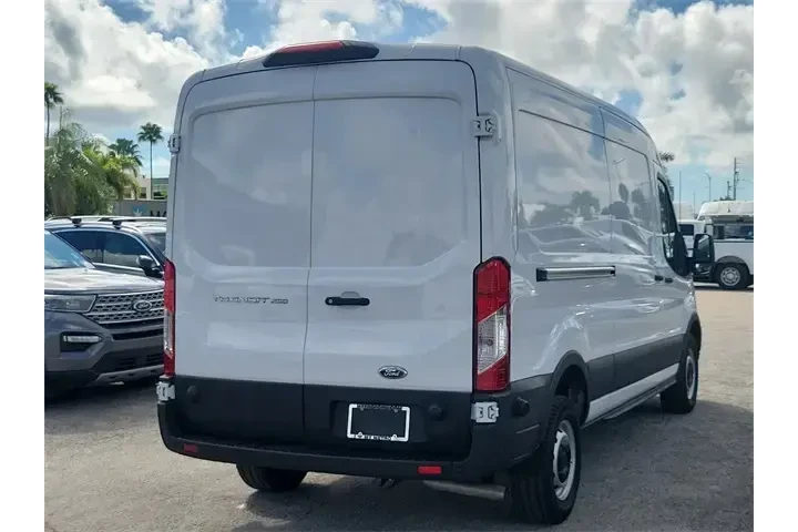 $39891 : Ford Transit 2024 250 3dr LW image 5