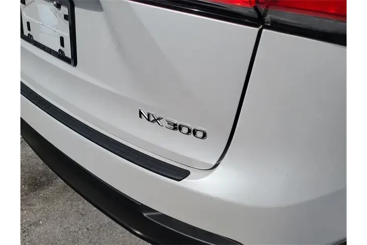 Lexus NX 300 2020 4dr Crosso image 7