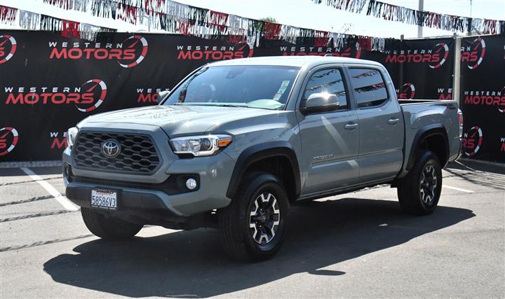 $33575 : Tacoma 2WD TRD Off-Road Pick image 3