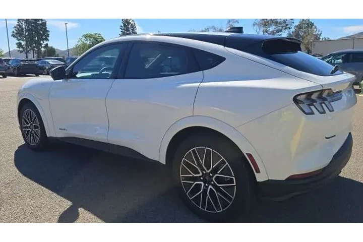 $39000 : Ford Mustang Mach-E 2025 Pre image 3