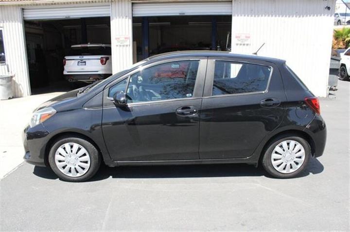 $11995 : 2015 Yaris image 4