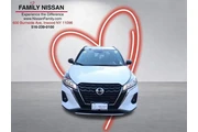 $13768 : Nissan Kicks 2021 SR 4dr Cro thumbnail
