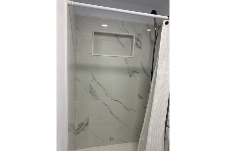 $1200 : Efficiencies  en westchester image 7