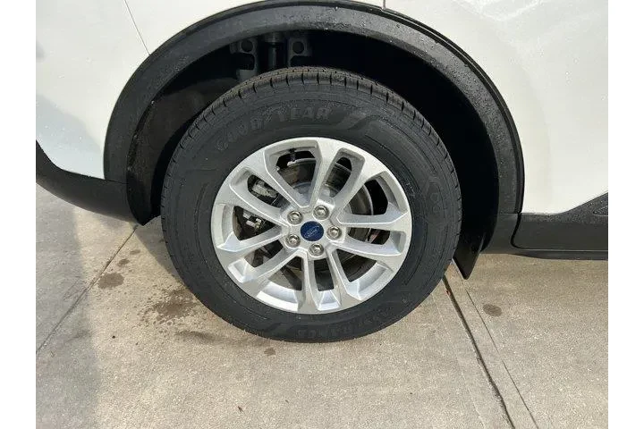 $18891 : Ford Escape Hybrid 2021 SE 4 image 9