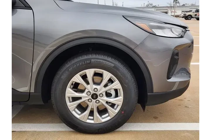 $26950 : Ford Escape 2026 Active 4dr image 5