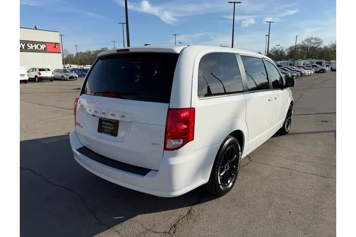 $9980 : 2020 Grand Caravan GT image 2
