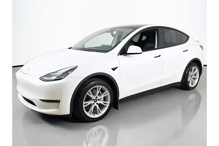 $26469 : Tesla Model Y 2021 AWD Long image 9