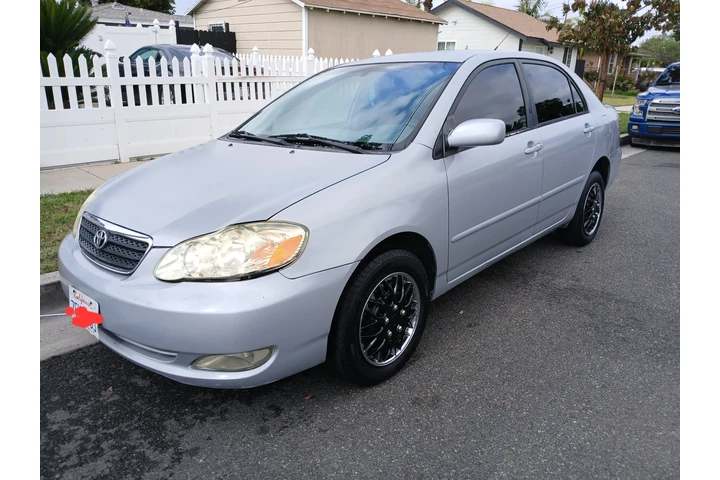 $3850 : !! BEAUTIFUL TOYOTA COROLLA !! image 1