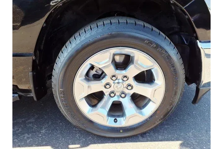 $25428 : Ram 1500 2020 4x2 Big Horn 4 image 9