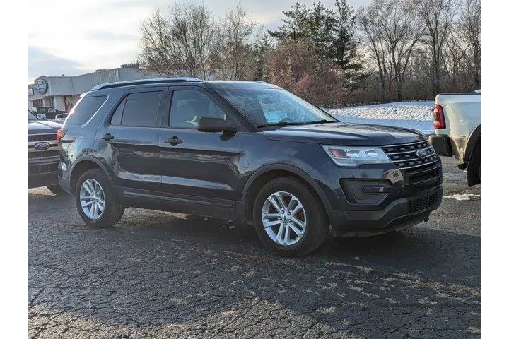 $14999 : Ford Explorer 2017 Base 4dr image 5