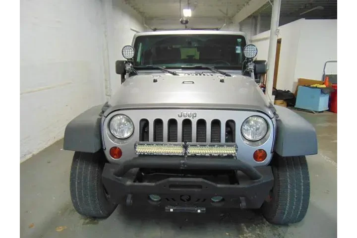 $12800 : Jeep Wrangler 2013 4x4 Sport image 3