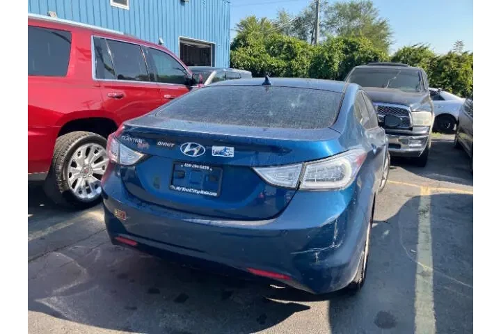 $6800 : 2013 Elantra image 6