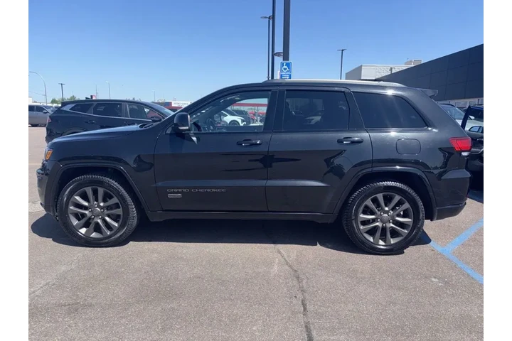 $12990 : 2016 Grand Cherokee Limited image 8