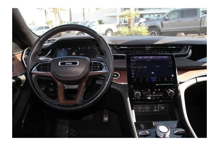 $29452 : Jeep Grand Cherokee 2022 4x4 image 4