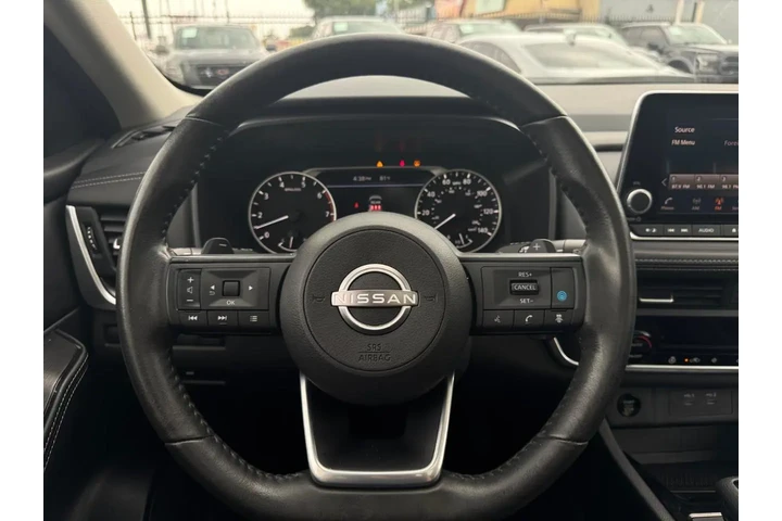 2024 Rogue SV image 8