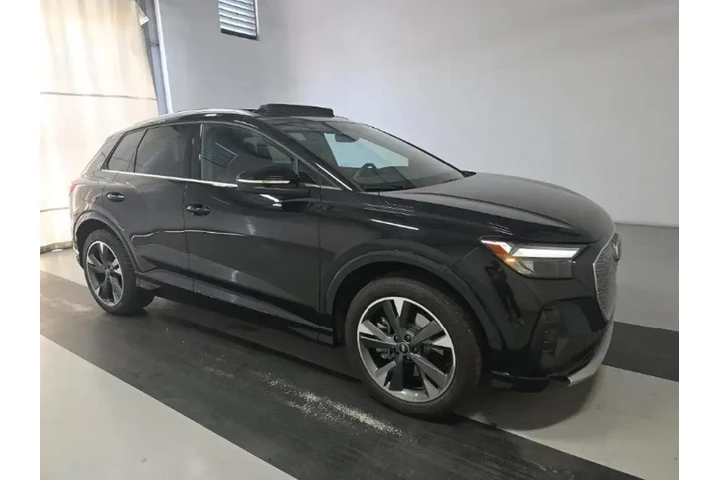 $23490 : Audi Q4 e-tron 2022 AWD quat image 3