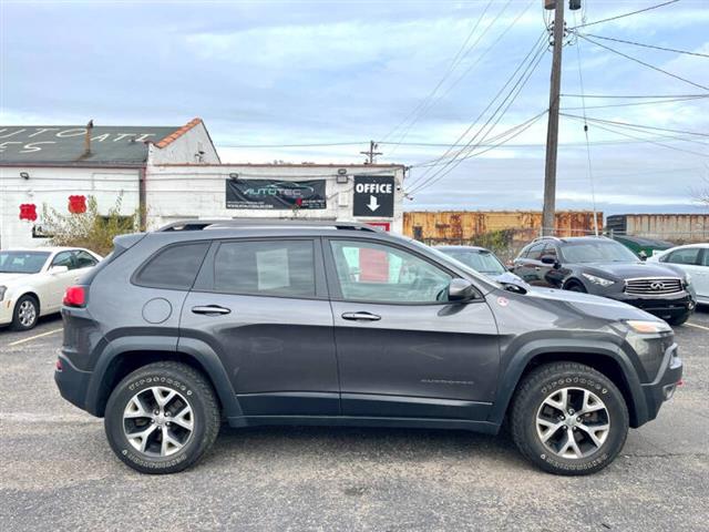 $14500 : 2015 Cherokee Trailhawk image 5