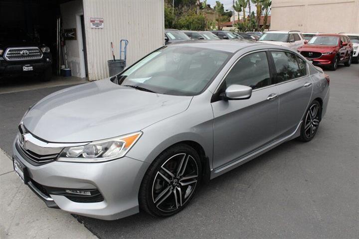 $17995 : 2017 Accord Sedan image 3