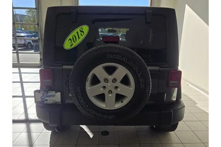 Jeep Wrangler JK Unlimited 2 image 10