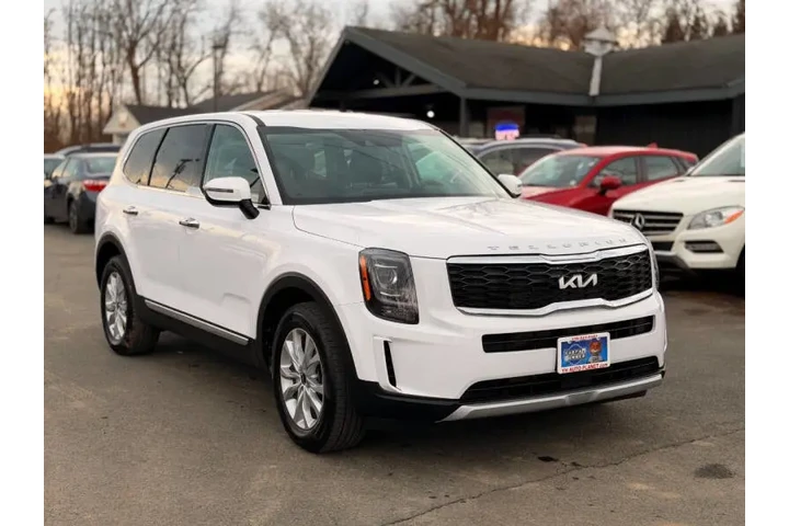 $22500 : 2022 Telluride LX image 6