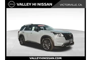 Nissan Pathfinder 2023 SL 4d