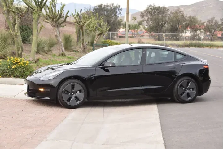 $22500 : 2021 Model 3 Standard Range P image 7