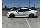 $18999 : 2020 Camry SE thumbnail