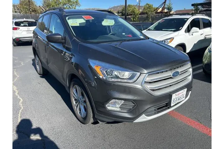 $10900 : Ford Escape 2018 SEL 4dr SUV image 1