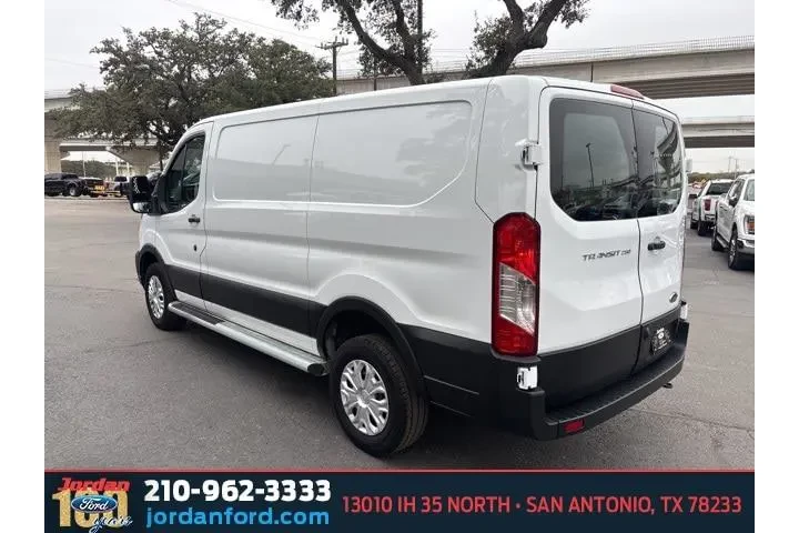 $32652 : Ford Transit 2024 250 3dr LW image 4