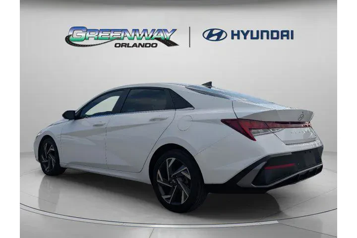 $24589 : Hyundai ELANTRA Hybrid 2024 image 7
