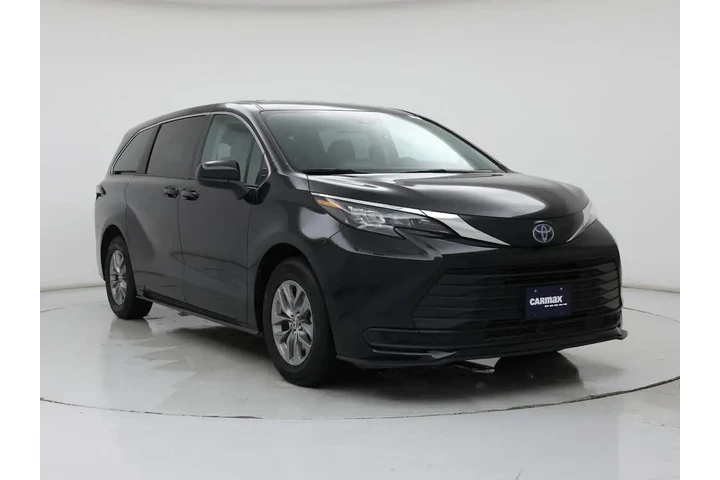 $34998 : Toyota Sienna 2024 LE 8-Pass image 1