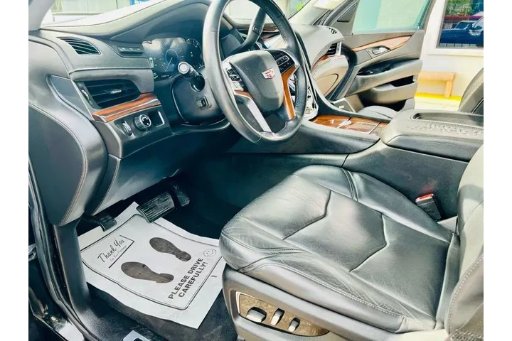 $23995 : 2018 Escalade ESV 2WD Luxury image 9