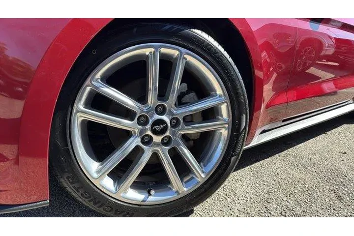 $19792 : Ford Mustang 2017 EcoBoost 2 image 9