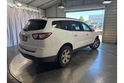 $10699 : Chevrolet Traverse 2017 LT 4 thumbnail