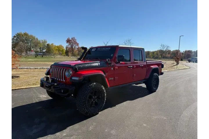 $18927 : Jeep Gladiator 2020 4x4 Over image 2